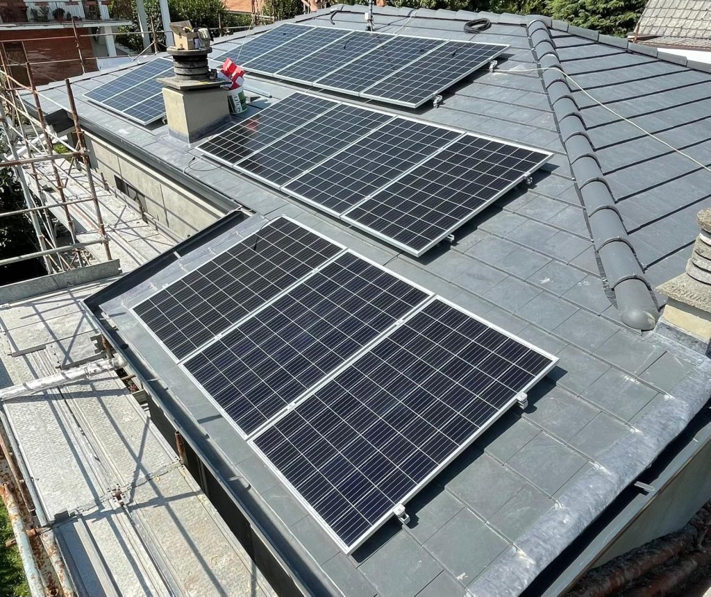 Un tetto riqualificato con inserimento di fotovoltaico